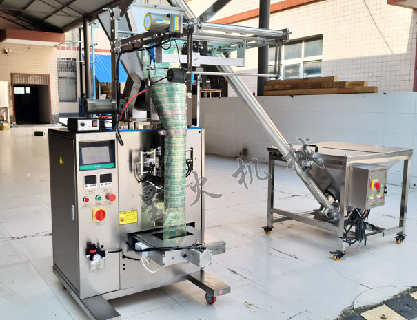 大袋粉劑自動(dòng)食品包裝機(jī)帶上料機(jī)實(shí)拍圖